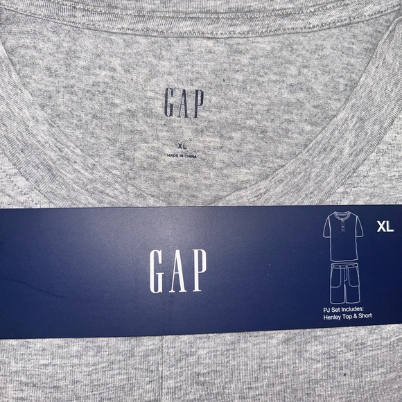 Gap Pj 2 piece set NWT - Picture 2 of 2